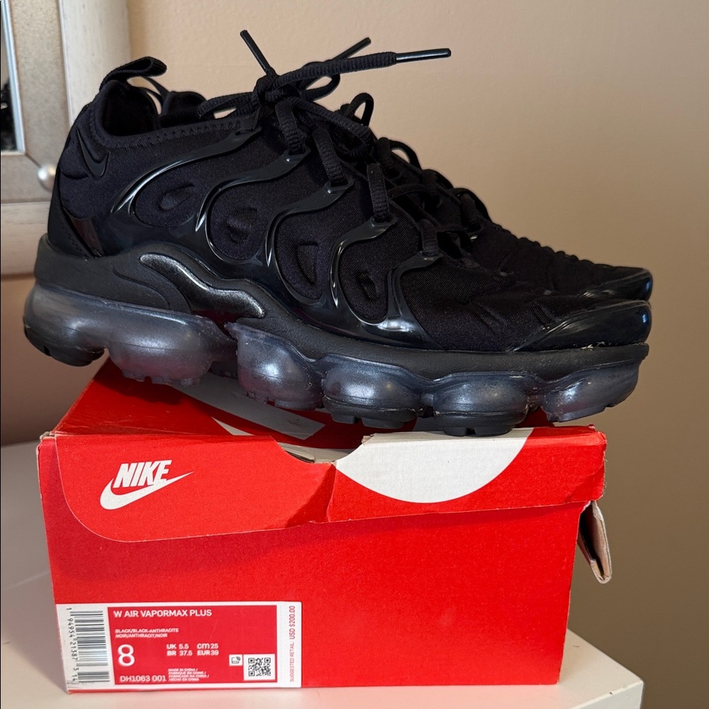 Nike Air VaporMax Plus Triple Black Women’s Sneakers